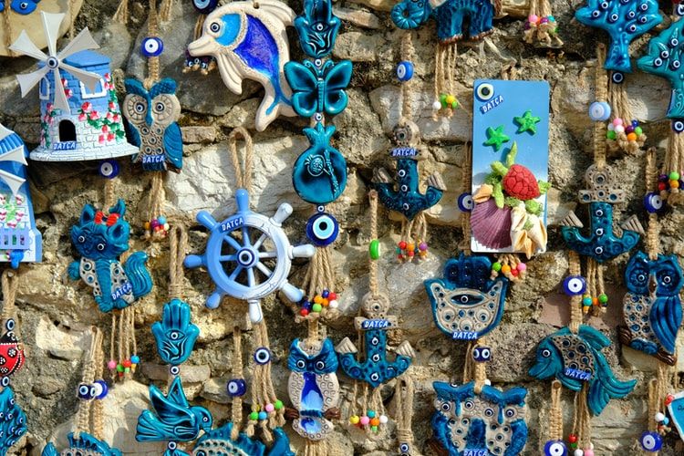 Dimensi-on señala qué souvenirs no hay que comprar en vacaciones