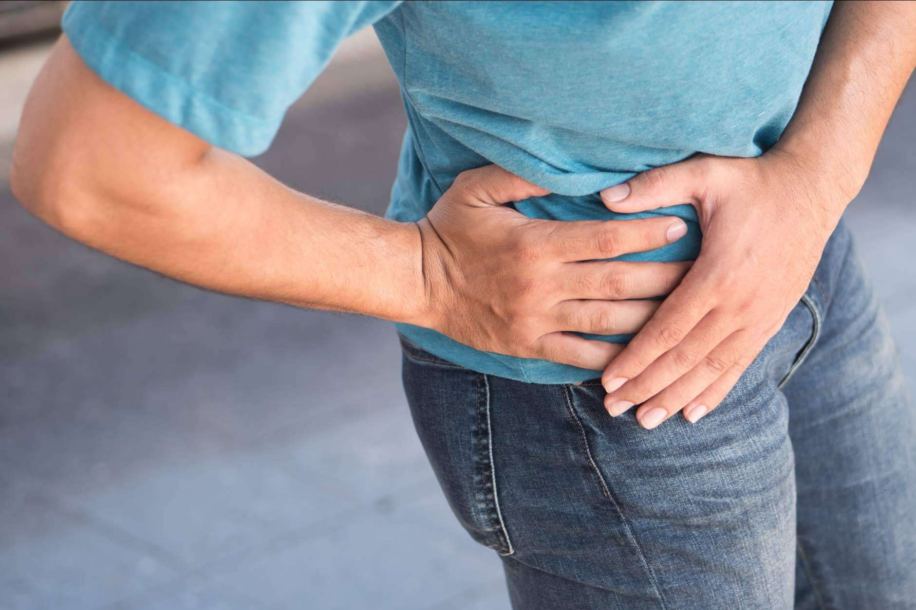¿En qué influye la inclinación de la pelvis? según Atlas Vital