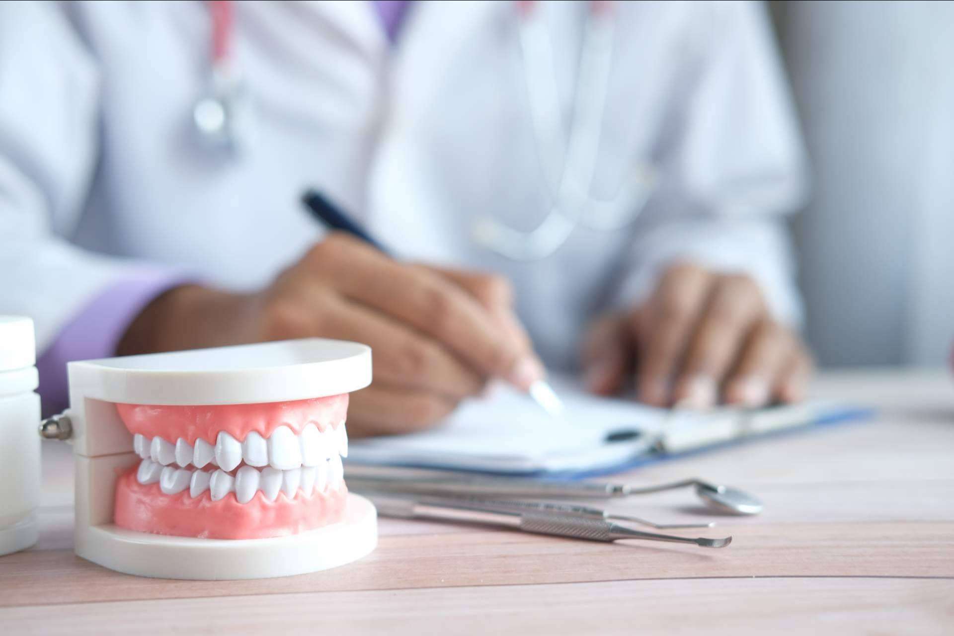 Peritajes y Mediación, gestionar las denuncias dentales con la figura clave del perito