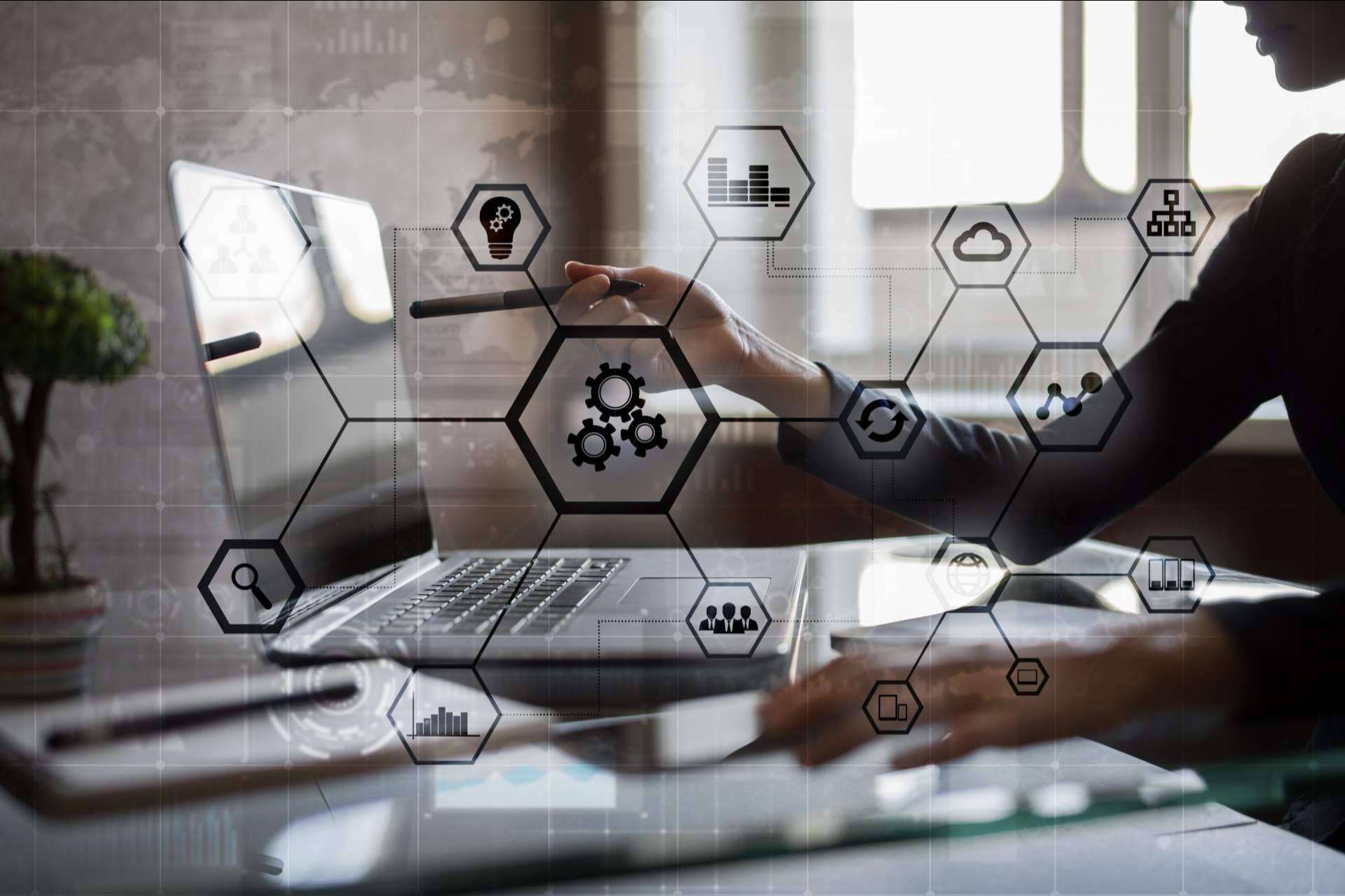 Dynamics 365 for Sales permite mejorar los procesos de venta, marketing y servicio al cliente mediante la integración del Office 365