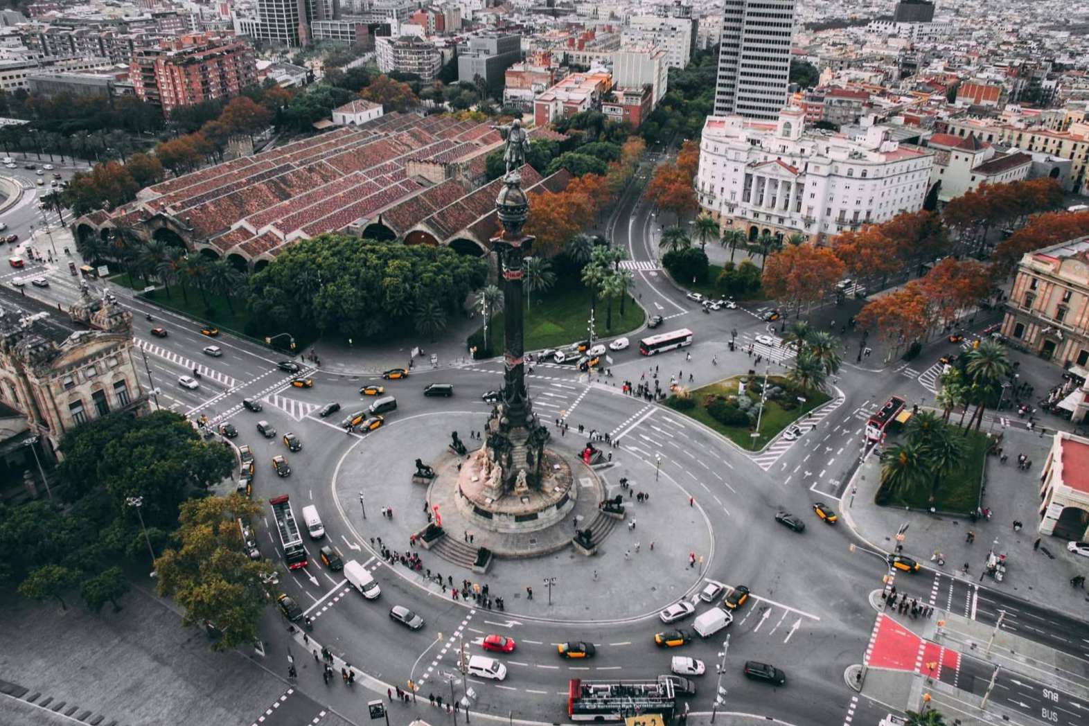 ¿Existe alguna alternativa a la zona azul para aparcar en Barcelona?, por Parkimeter