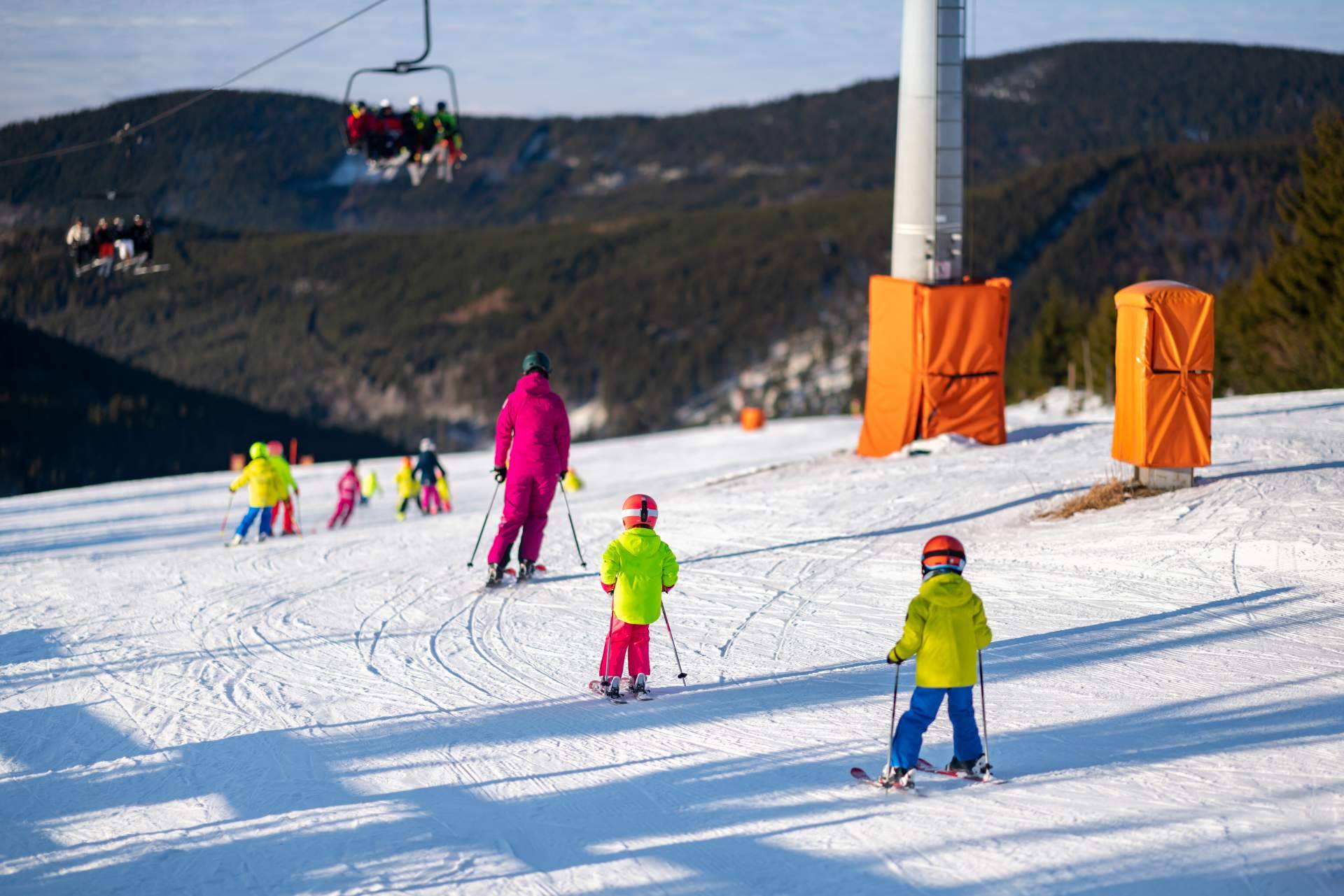 Ski Club Noroeste, en la Sierra de Madrid, organiza cursos de esquí