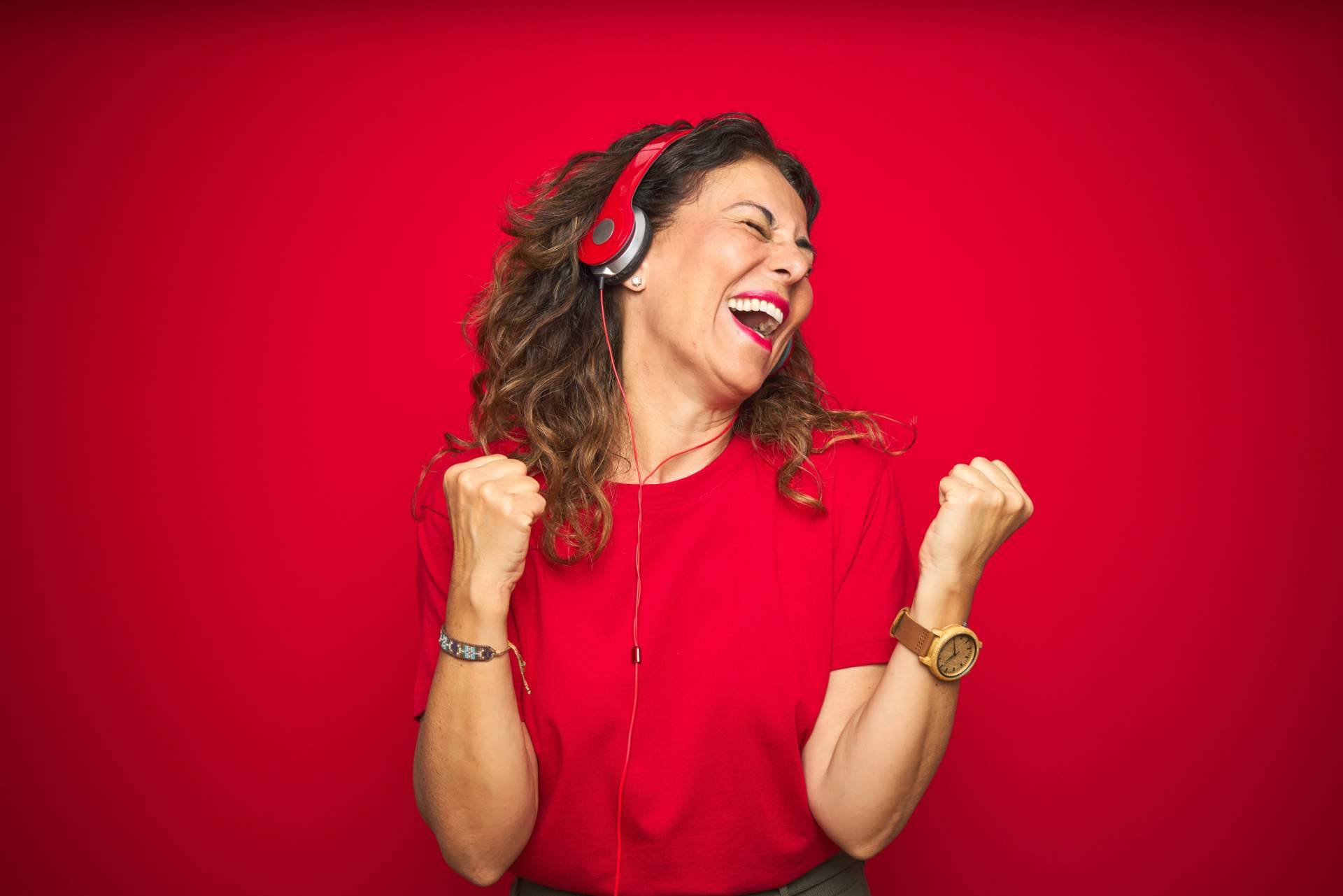 KISS FM, la perfecta combinación de música y noticias