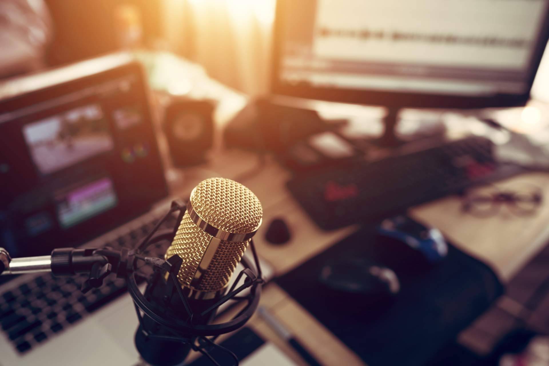 ¿Dónde encontrar una radio online gratis de coaching?  Hellinger Radio