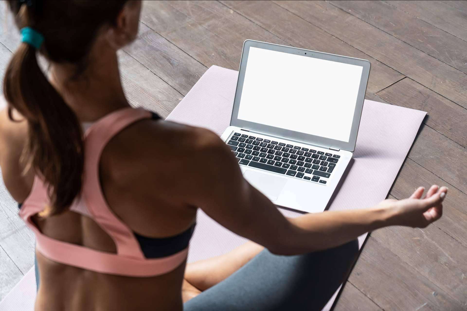 Elegir un profesorado de yoga online con Profesorado de Yoga