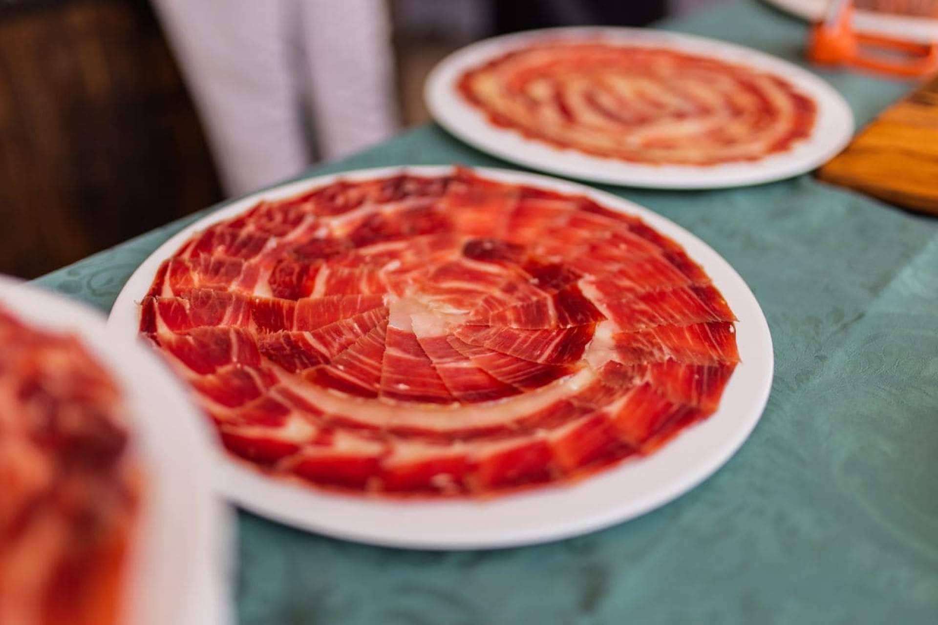La Abadía Ibéricos ofrece el regalo perfecto para Navidad, el jamón ibérico de bellota