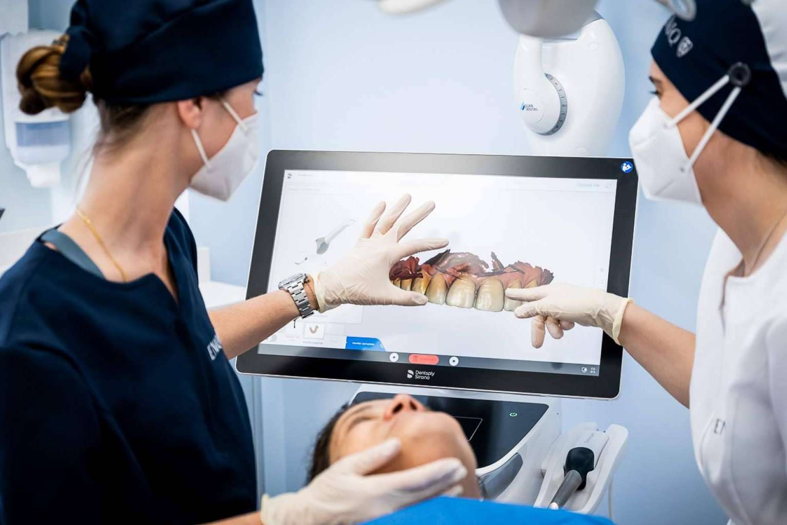 Clínica Eniq, un centro de estética dental que despunta por su gran equipo de profesionales y su aparatología de última generación