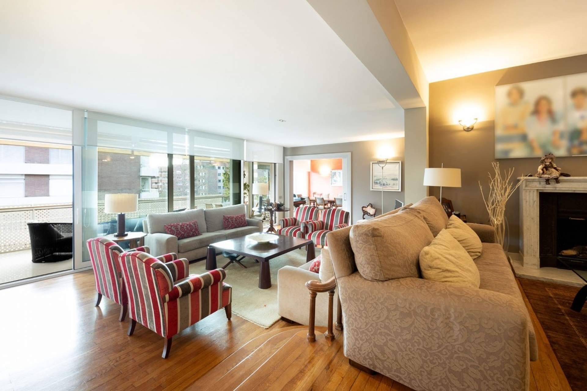Buy House Real Estate proporciona asesoría sobre casas de alto standing en venta en Barcelona