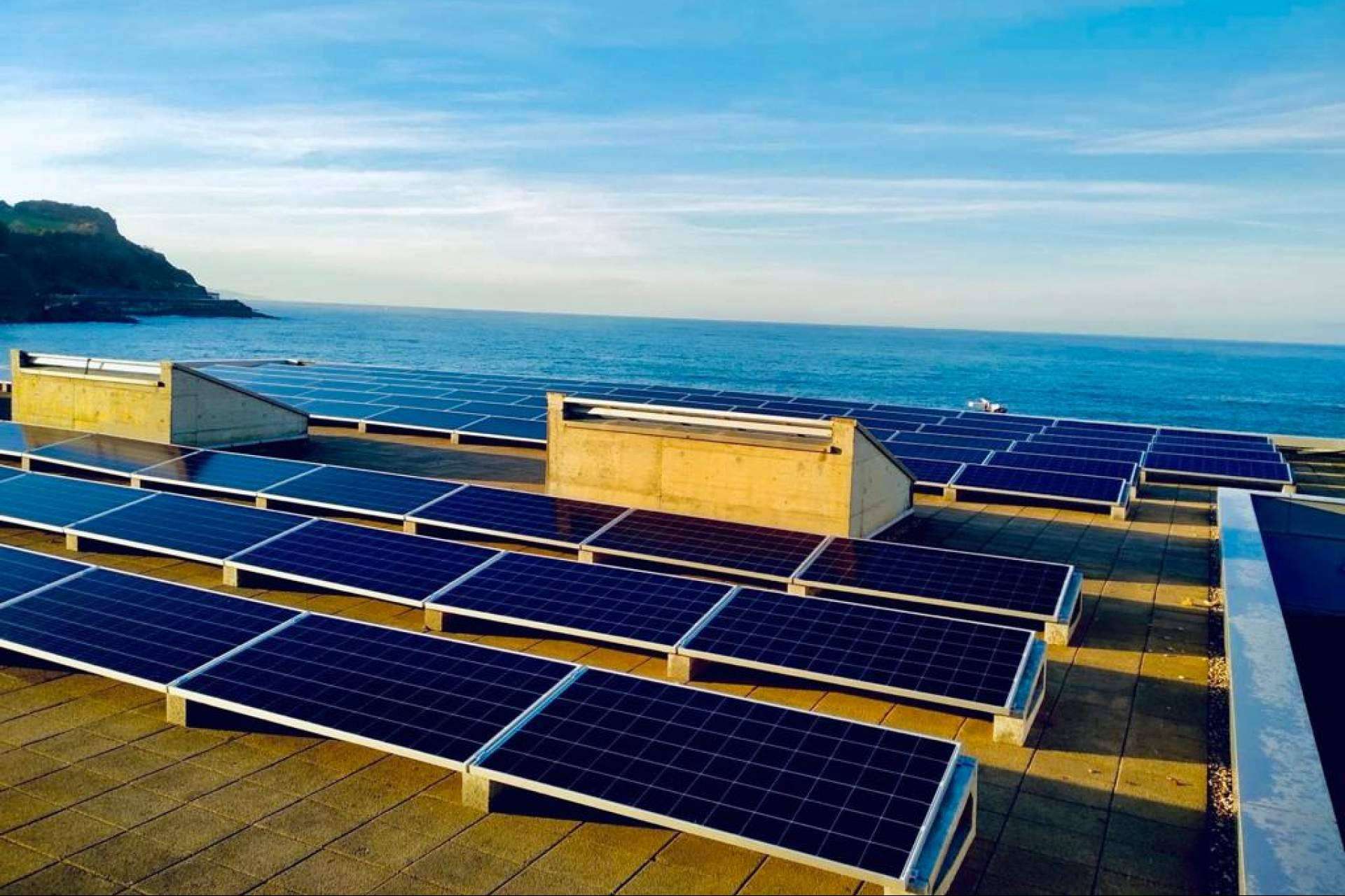 Para las empresas, Energiber propone una estrategia de compra de energía fotovolotaica