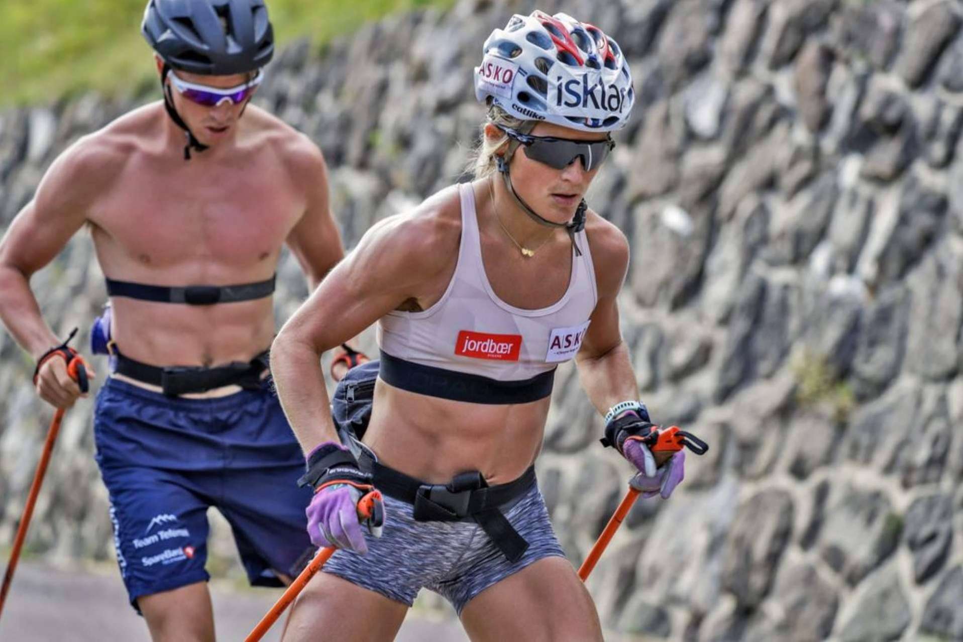 ¿Cuáles son los deportes que puede complementar el rollerski y dónde se puede practicar?