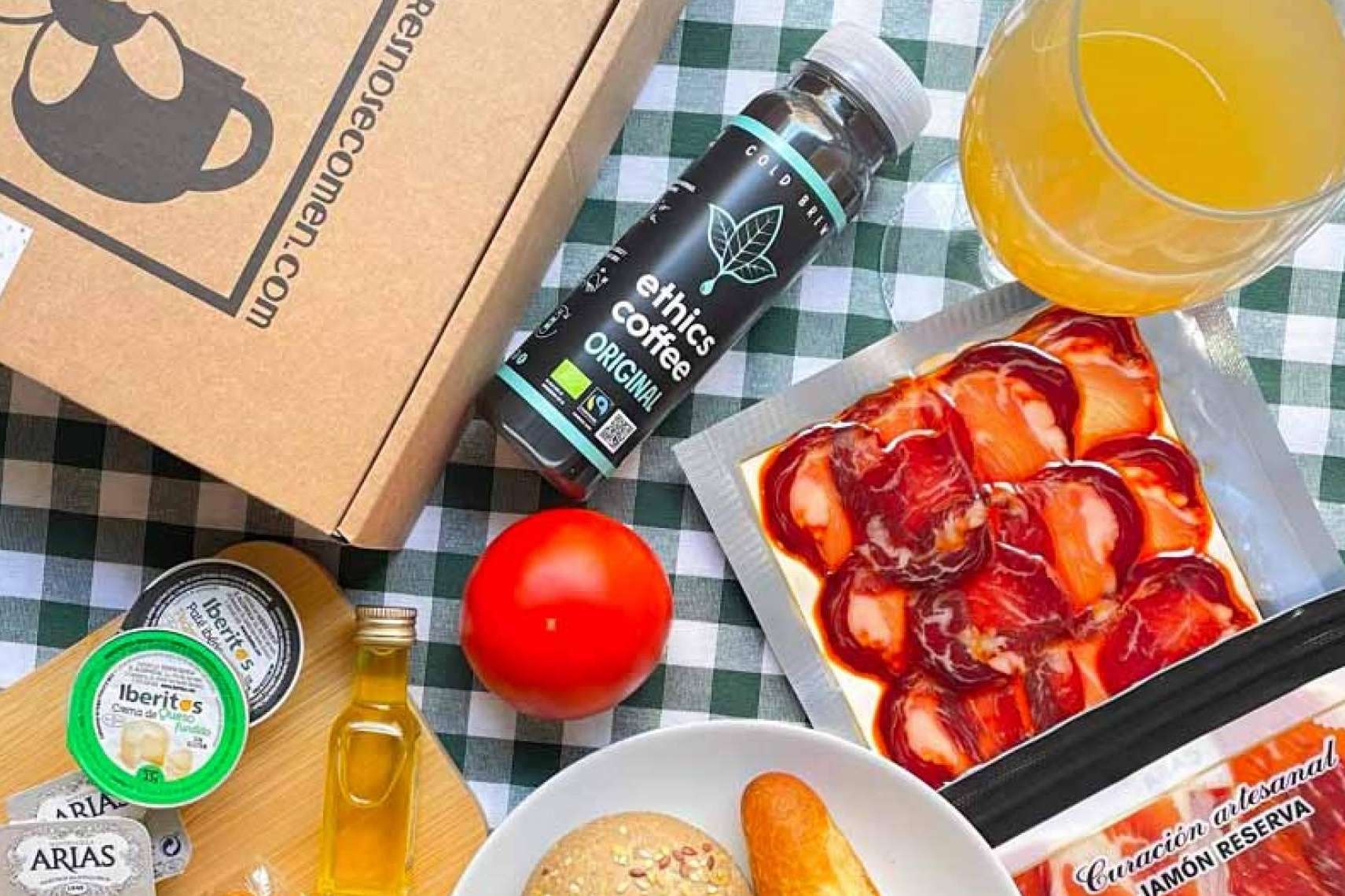 Las Flores No Se Comen ofrece cajas gourmet a domicilio