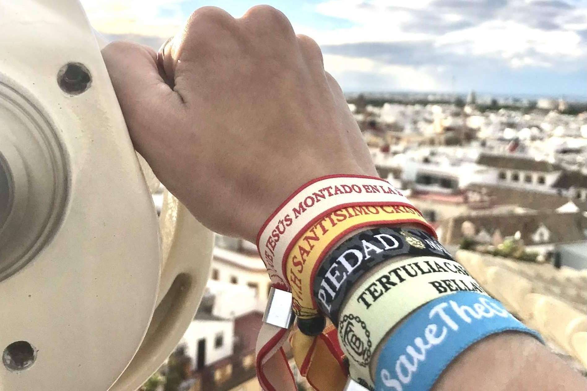¿Cómo recaudan fondos las asociaciones y ONG?, las pulseras de tela personalizadas de TheKingPulseras.com