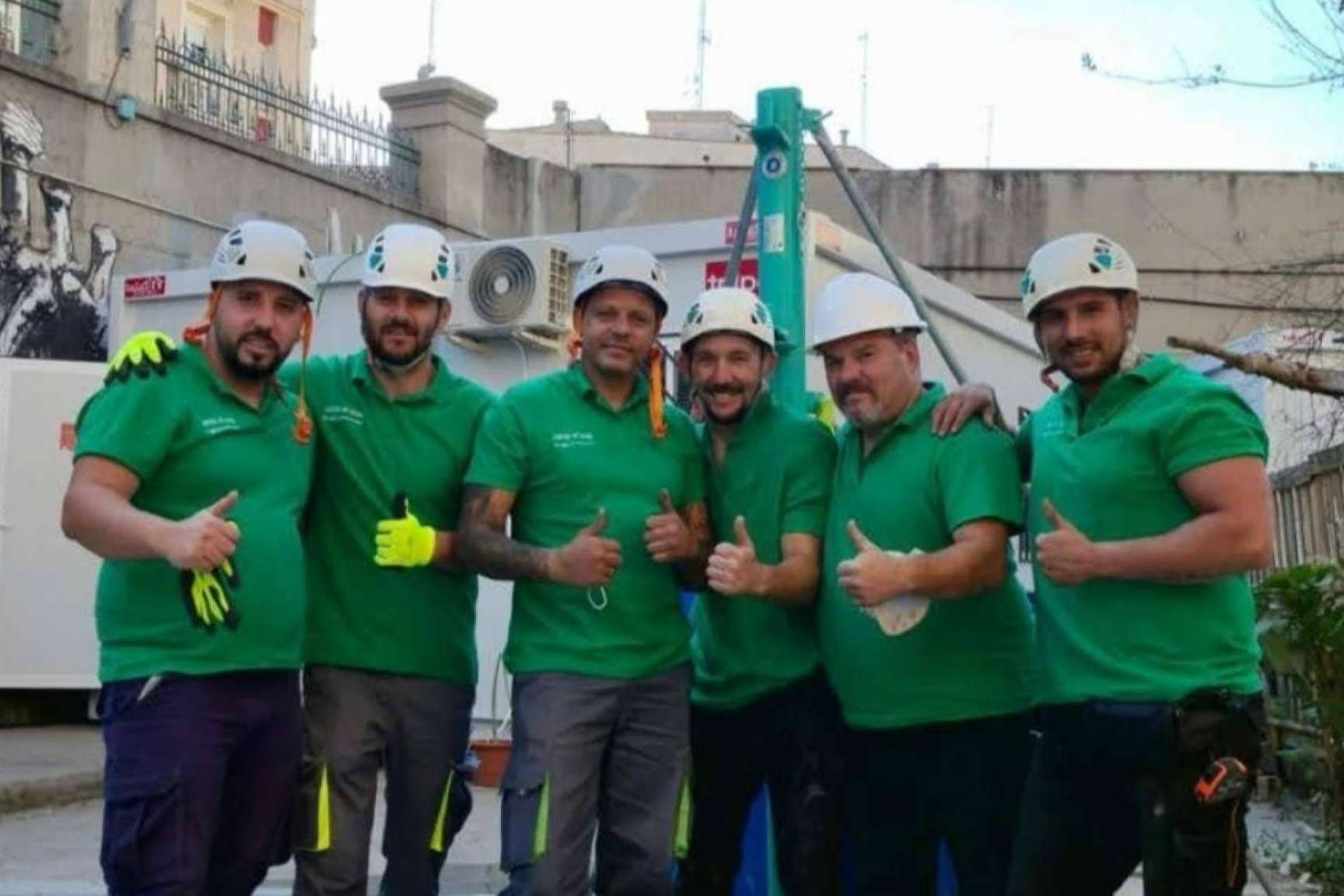 Arkitex Pro Asistencia ofrece uno de los servicios de retirada de amianto mas completos y seguros del España