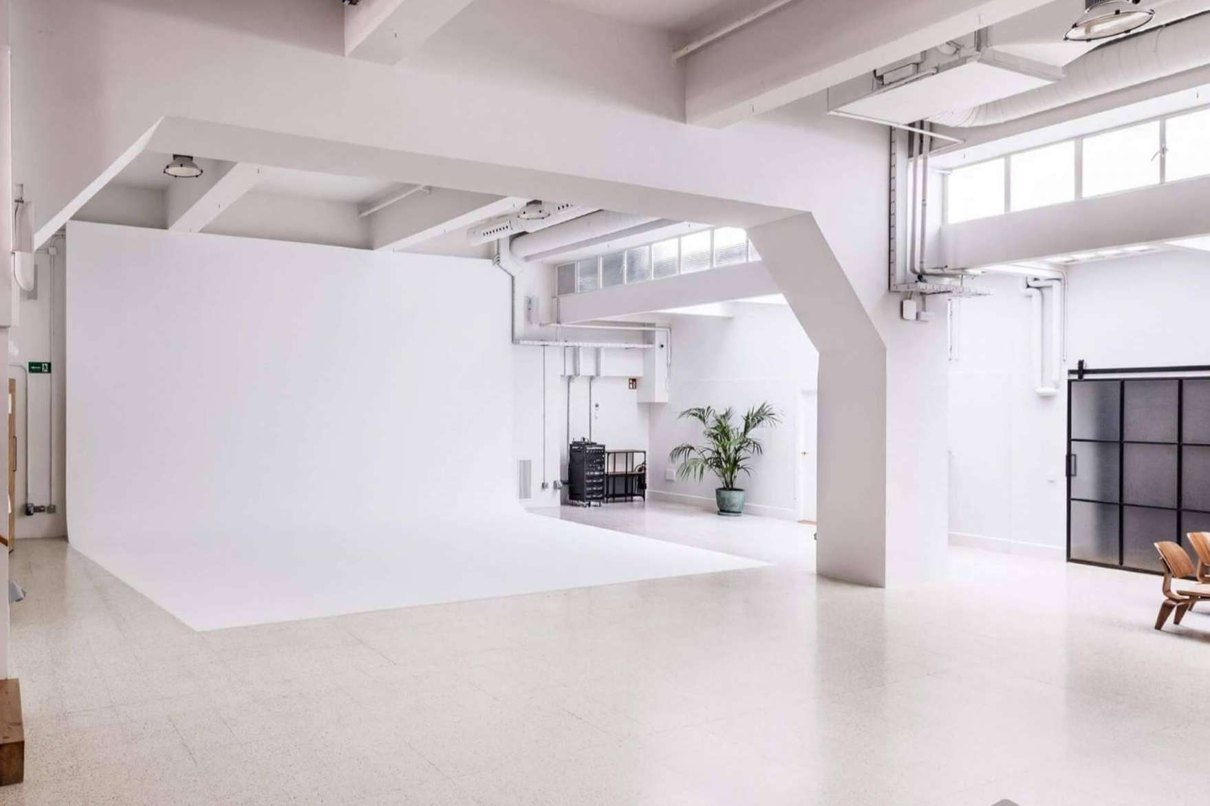 La startup de alquiler de espacios para rodajes, Kuarere, levanta 210 mil euros en su primera ronda de inversión