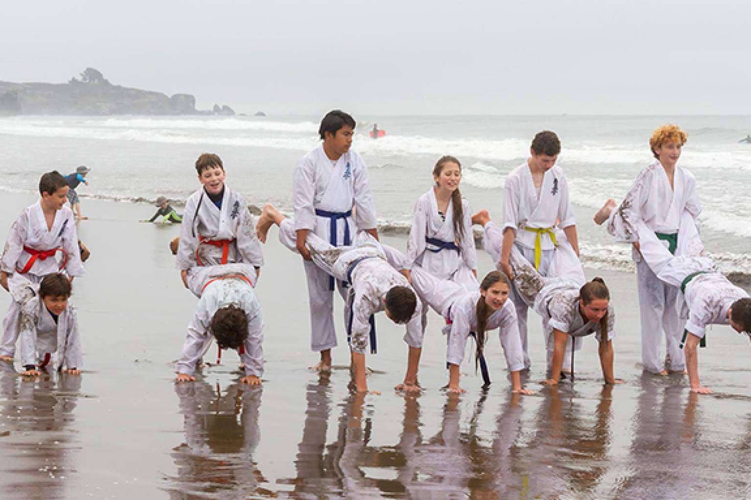 ¿En qué consiste el campamento de verano de la Escuela de artes marciales El Dojo?
