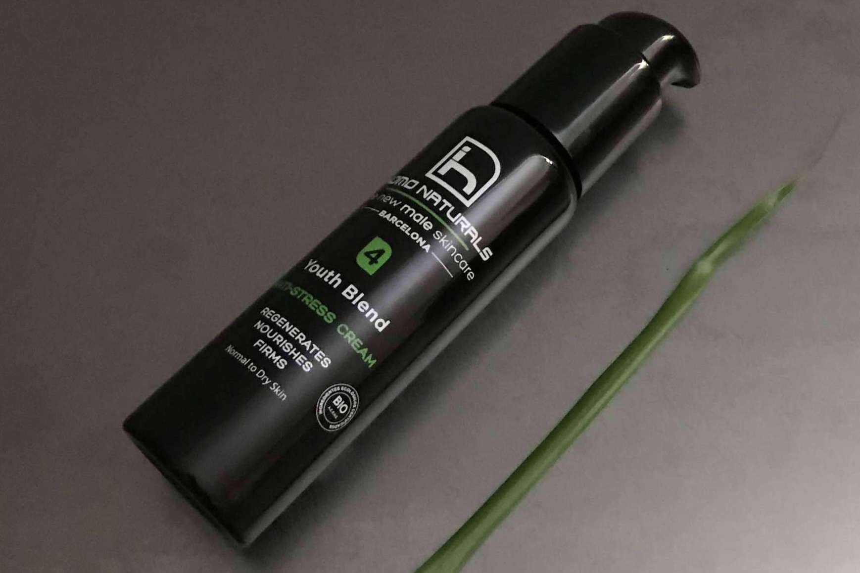 Una de las mejores cremas antiarrugas para hombre de la mano de Homo Naturals