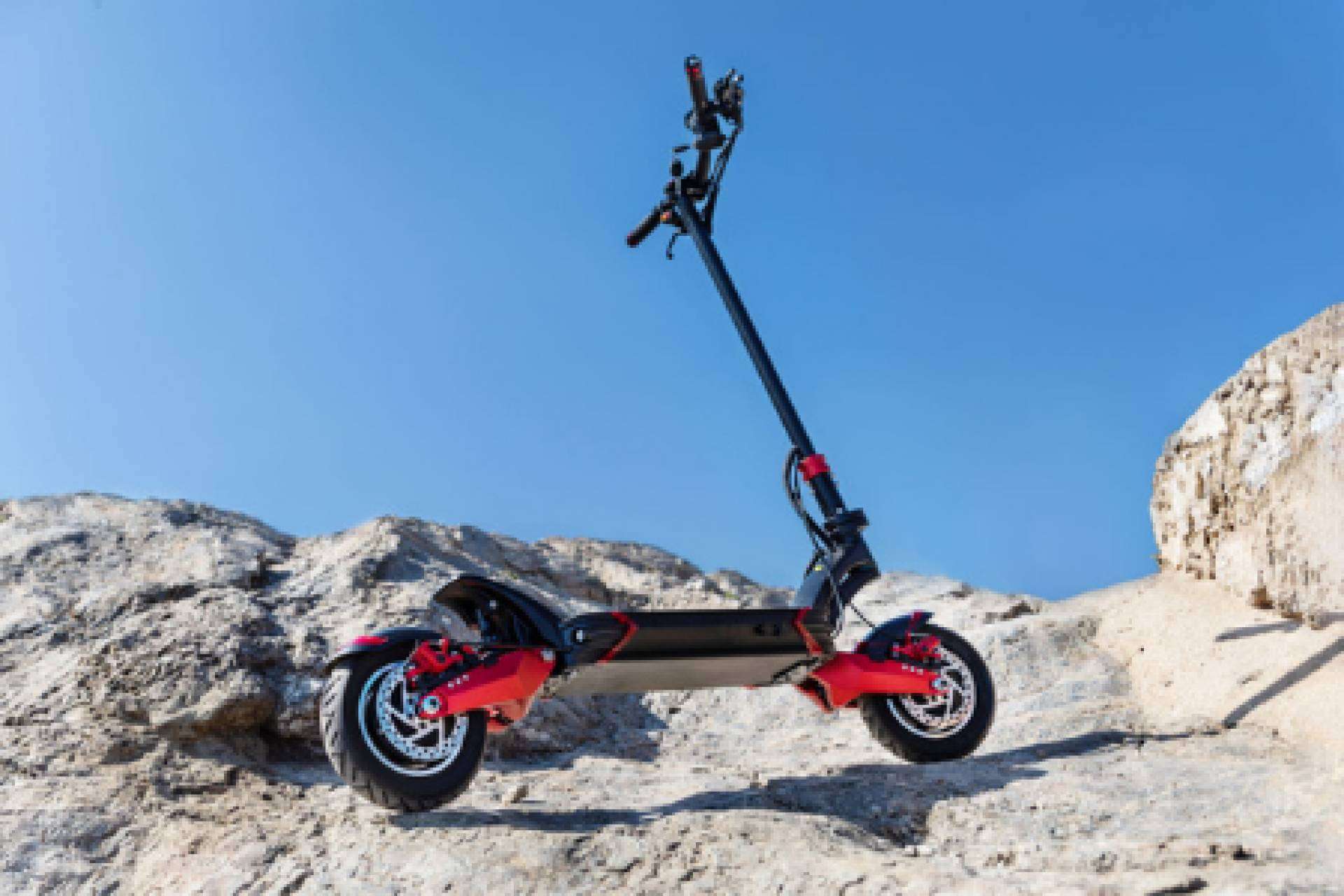 HTO Urban Mobility recomienda el patinete eléctrico como regalo perfecto para Navidad