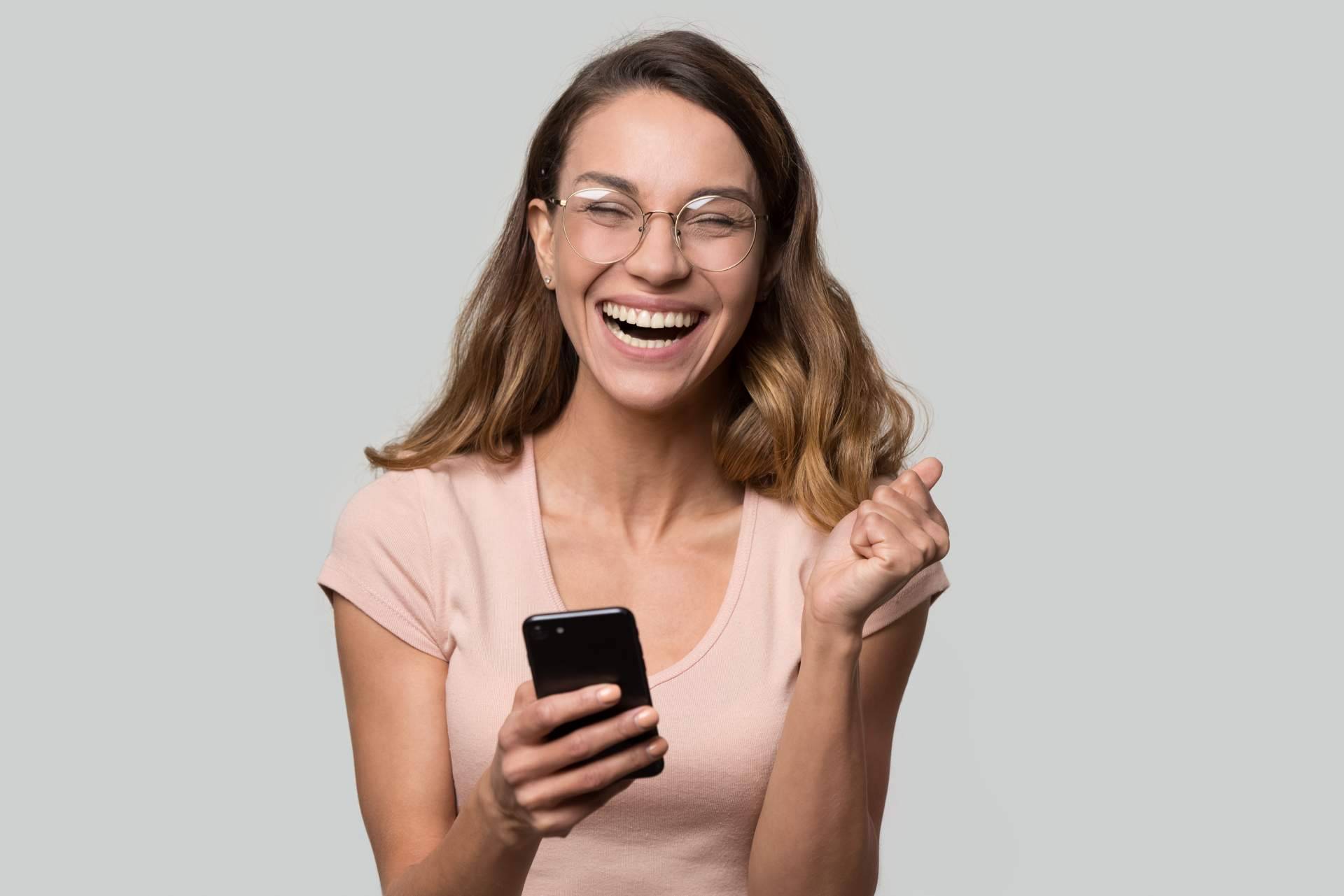 Jugar a la Bonoloto con la web o la app de La Lotera