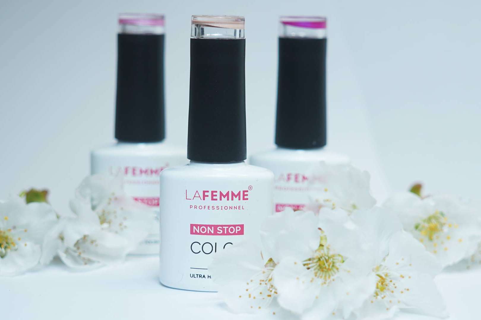 Esmalte semipermanente para manicura y pedicura de la firma Upsala Cosmetic