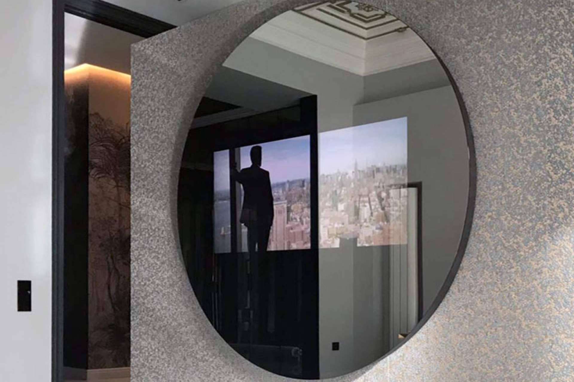 Duriglass diseña espejos inteligentes que permiten realizar campañas de marketing experiencial