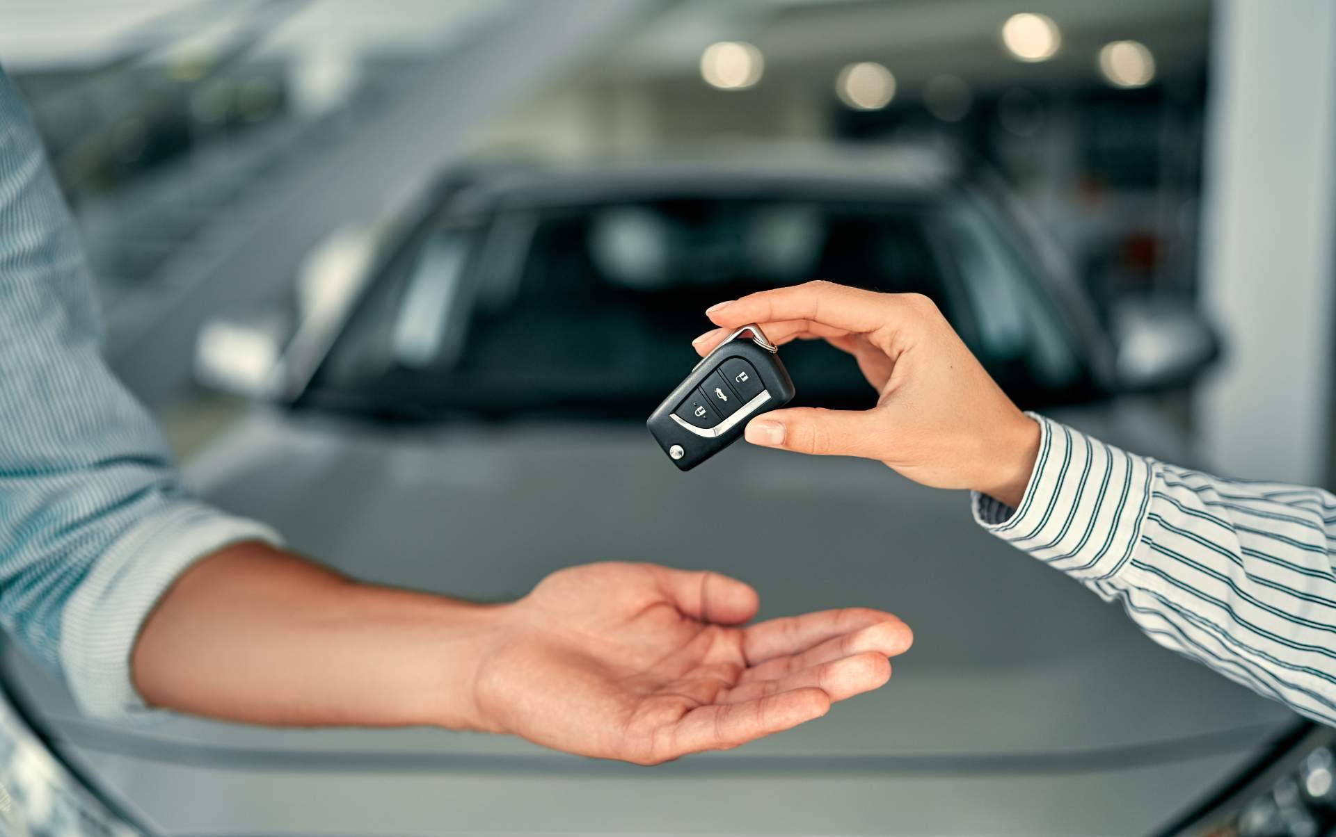 ¿Dónde encontrar servicios de duplicados urgentes de llaves de coche y moto? EGINER
