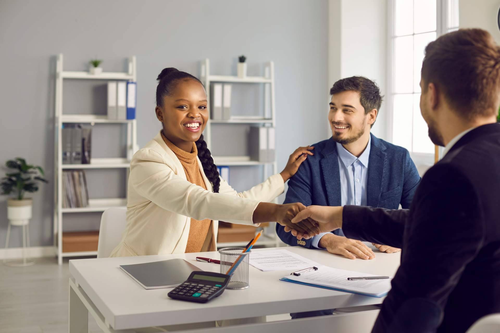Compro tu Empresa permite cancelar una deuda de empresa