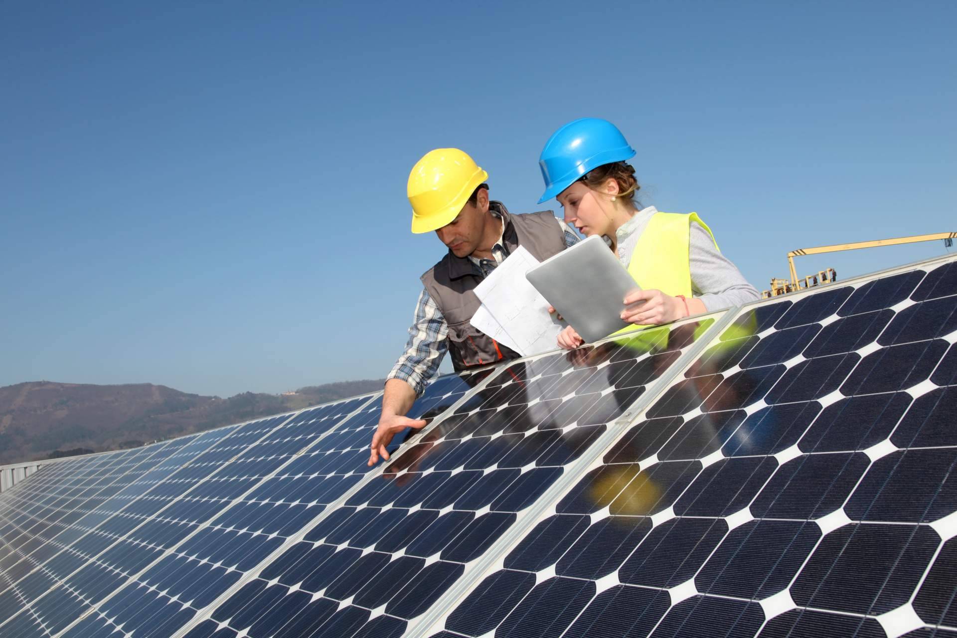 El boom de las placas solares, ahorrar con placas solares en la factura de la luz es un hecho