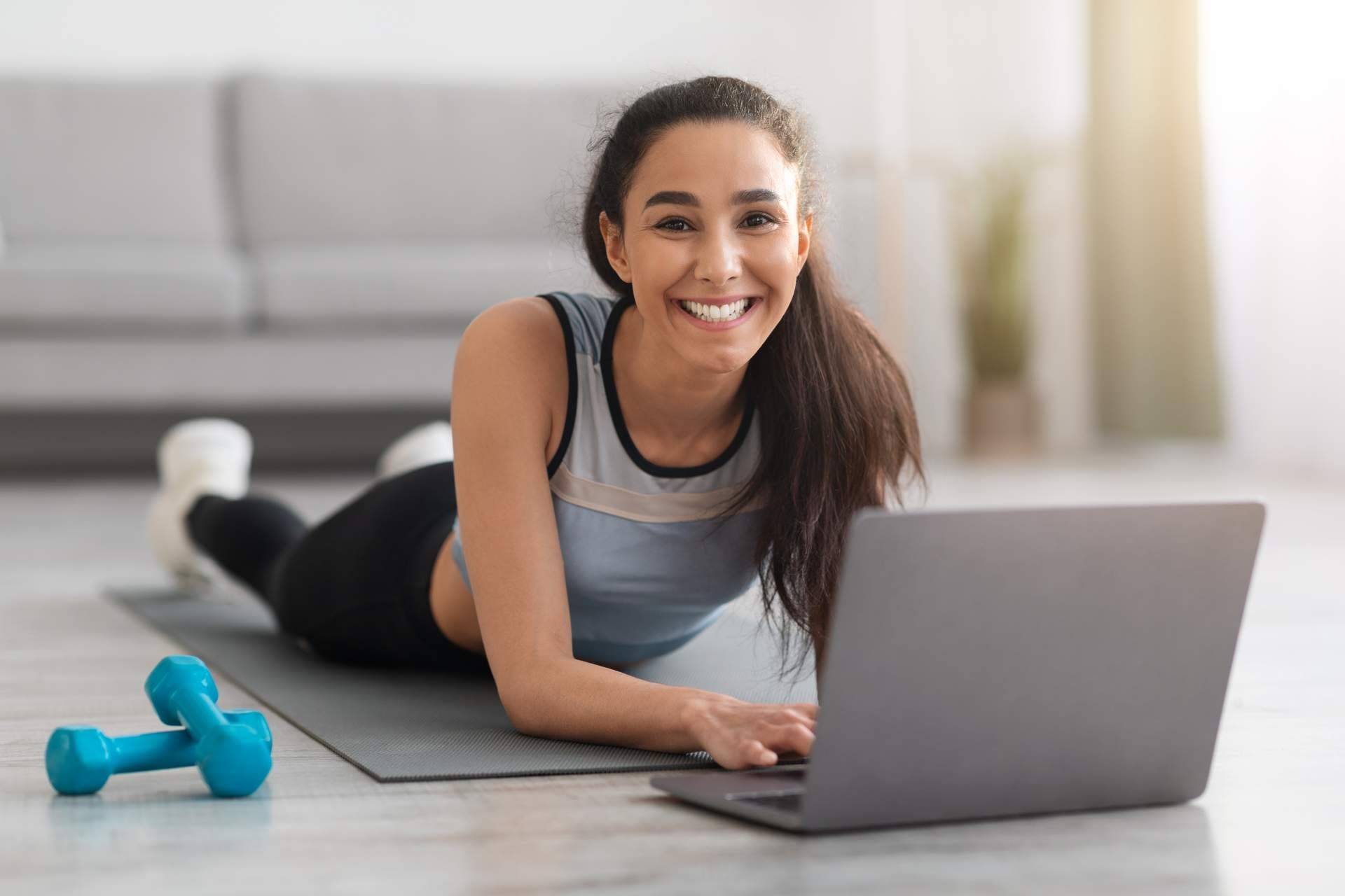 Gimnasio online para ponerse en forma antes de que llegue el verano