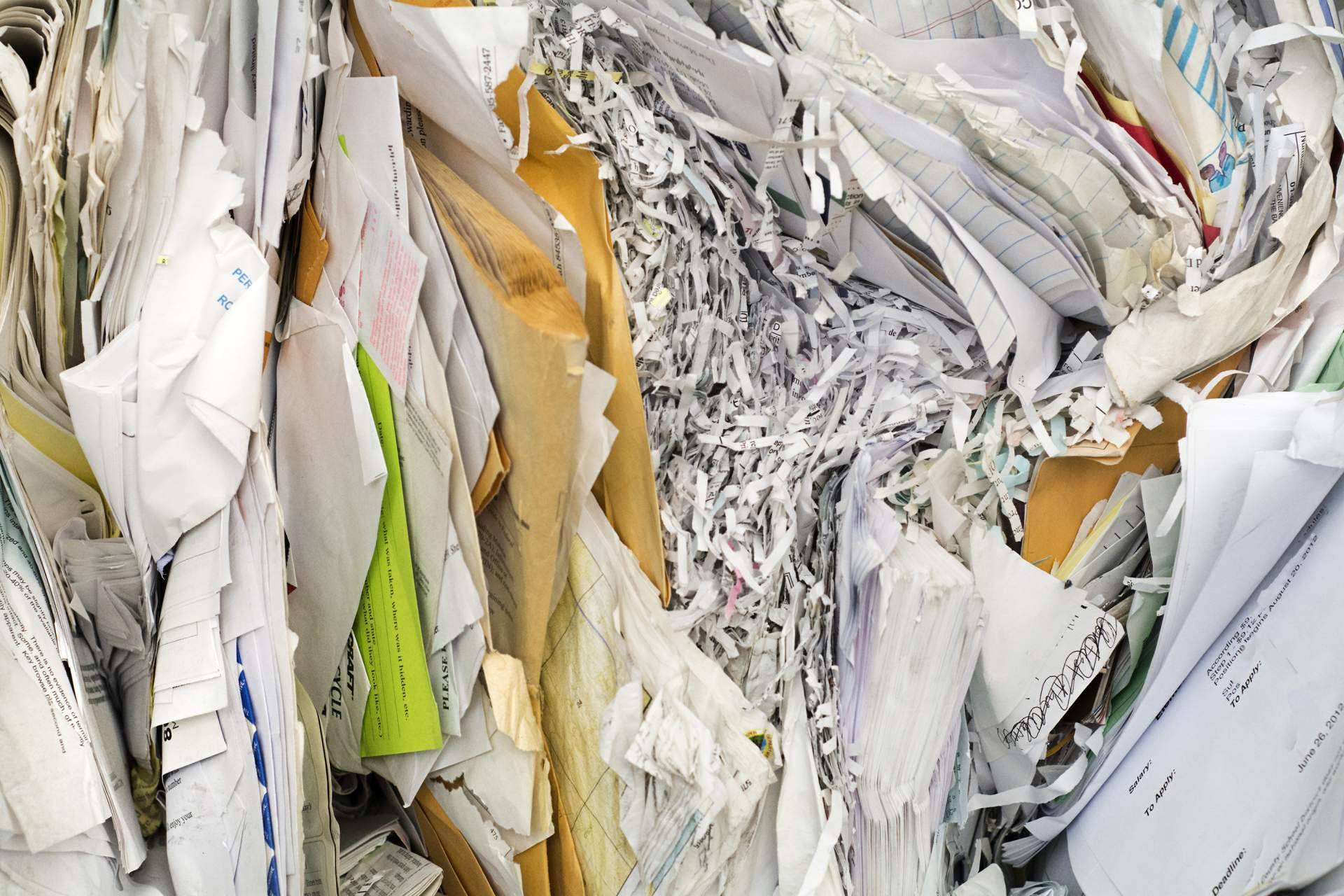 La empresa experta Dataeraser ofrece un servicio de reciclaje de papel o documentos no confidenciales