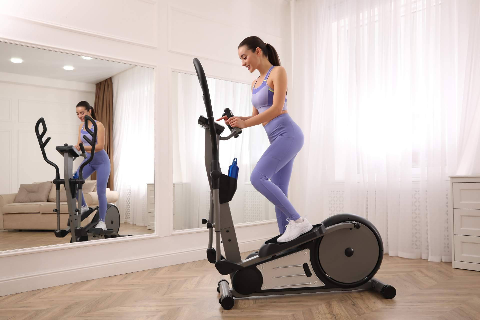 Practicar cardio es fácil gracias a una buena bicicleta elíptica