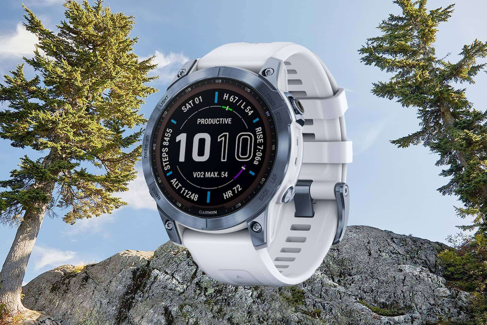 Los secretos del reloj GPS que todos los deportistas buscan; carga solar y linterna LED