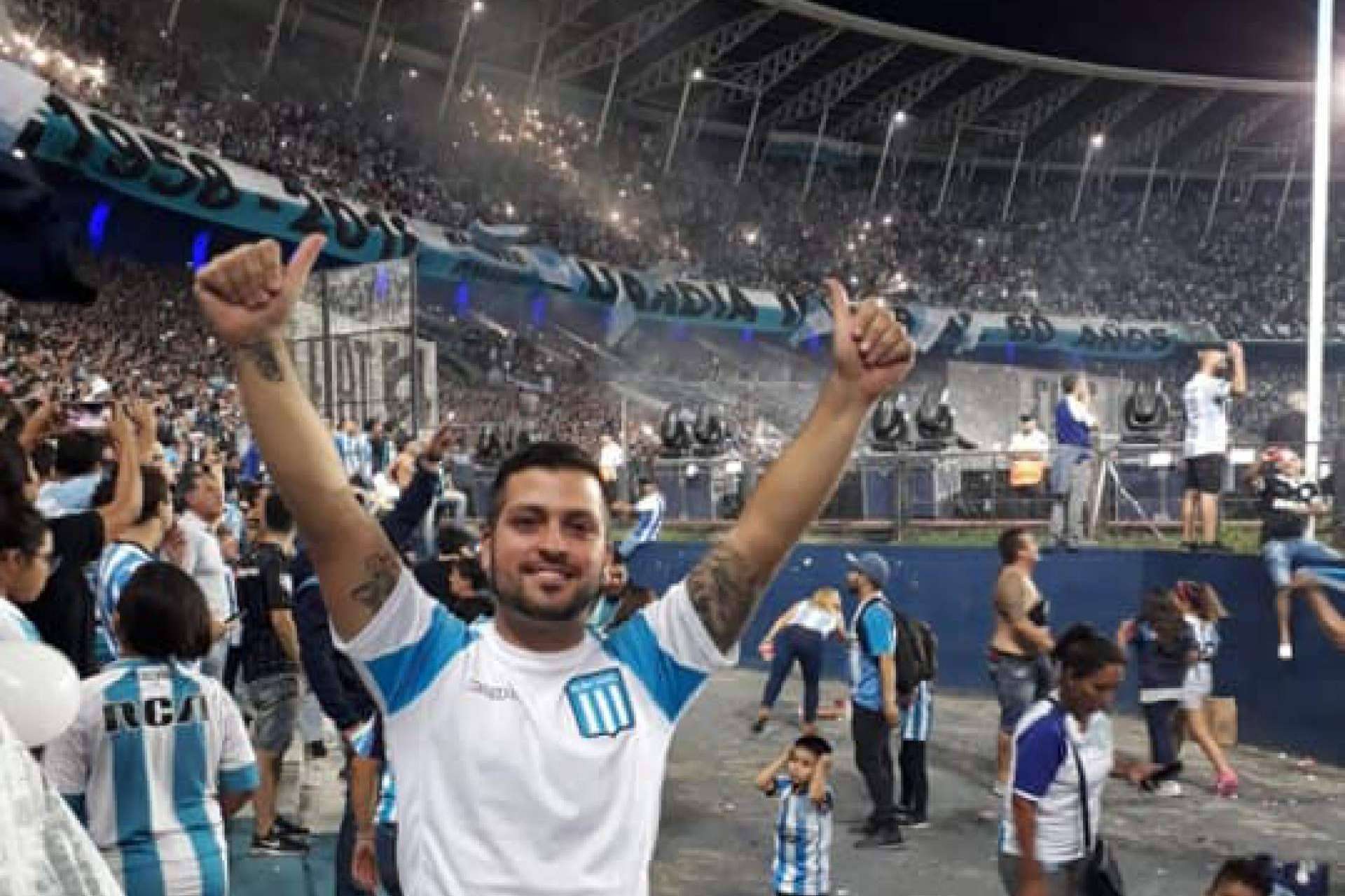 La experiencia de vivir partidos de futbol con verdaderos aficionados del Racing Club