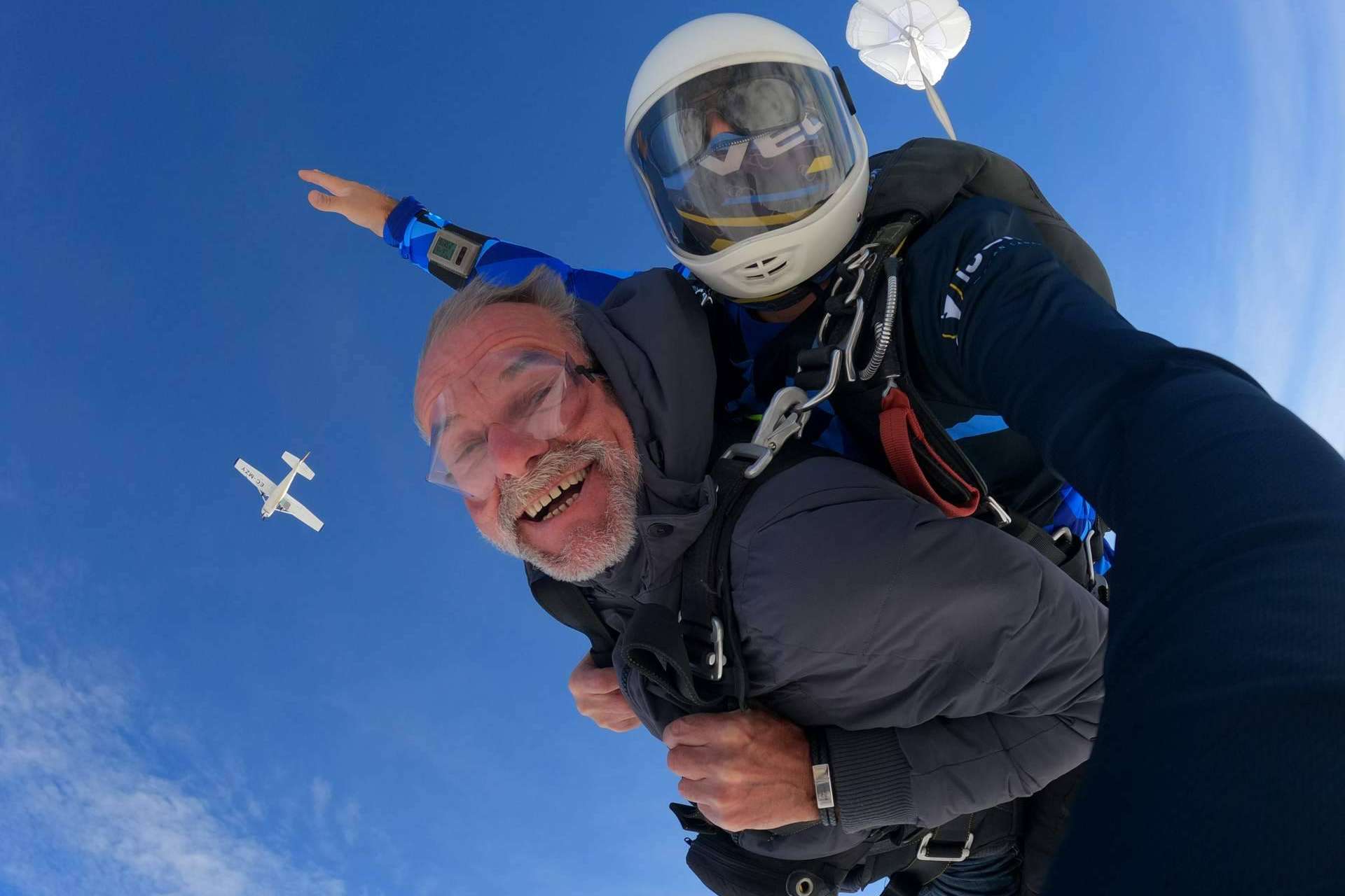 Paracaidismo tándem en Gran Canaria de la mano de iJump, un regalo original que cambia la vida