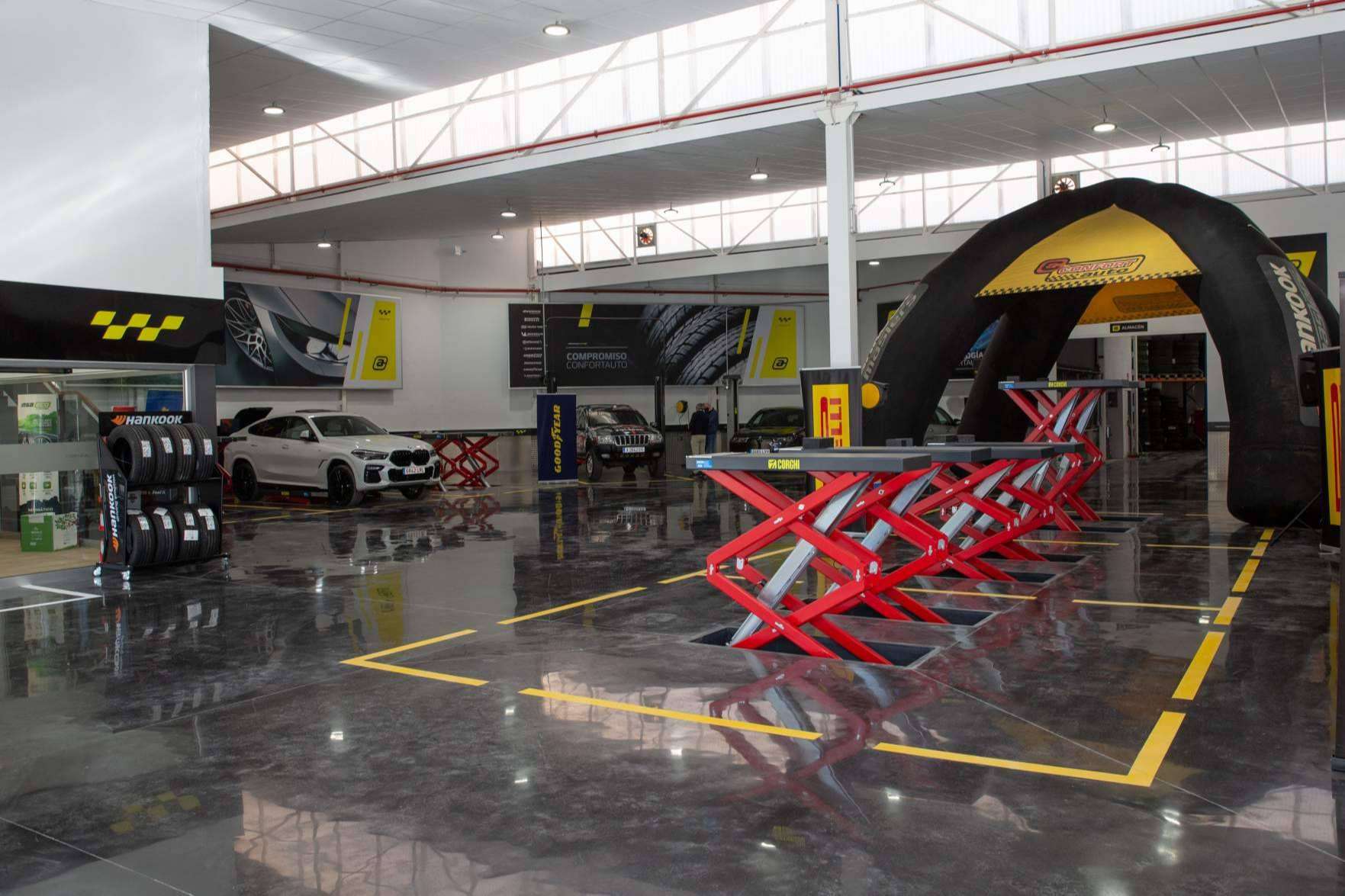 Confortauto recibe el premio a la Mejor Red de Talleres de Neumáticos en los Premios Hevea