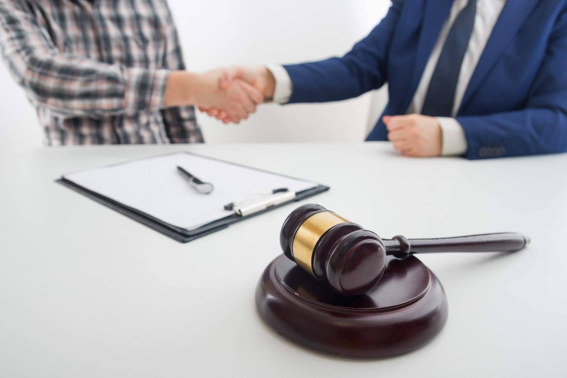 Ancla Abogados asesora en cómo conseguir una reducción de jornada laboral por motivos familiares