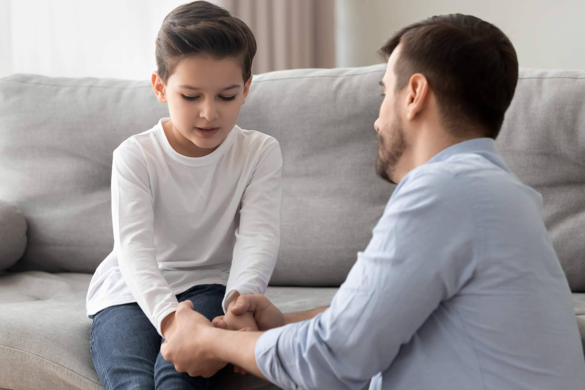 De qué manera afectan las experiencias infantiles en la vida, según el Instituto Psicológico Cláritas