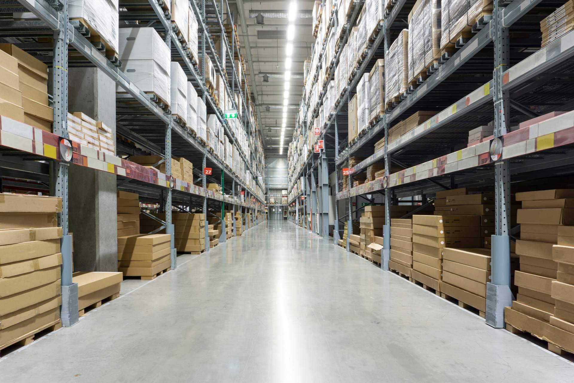 Almacenes flexibles distribuidos en toda España, gracias a la plataforma Estoko Logistics
