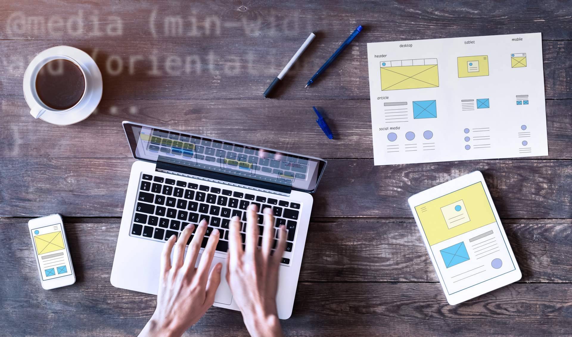 Ayudar a las empresas a crecer en el mercado creciendo en internet, el objetivo de Angal