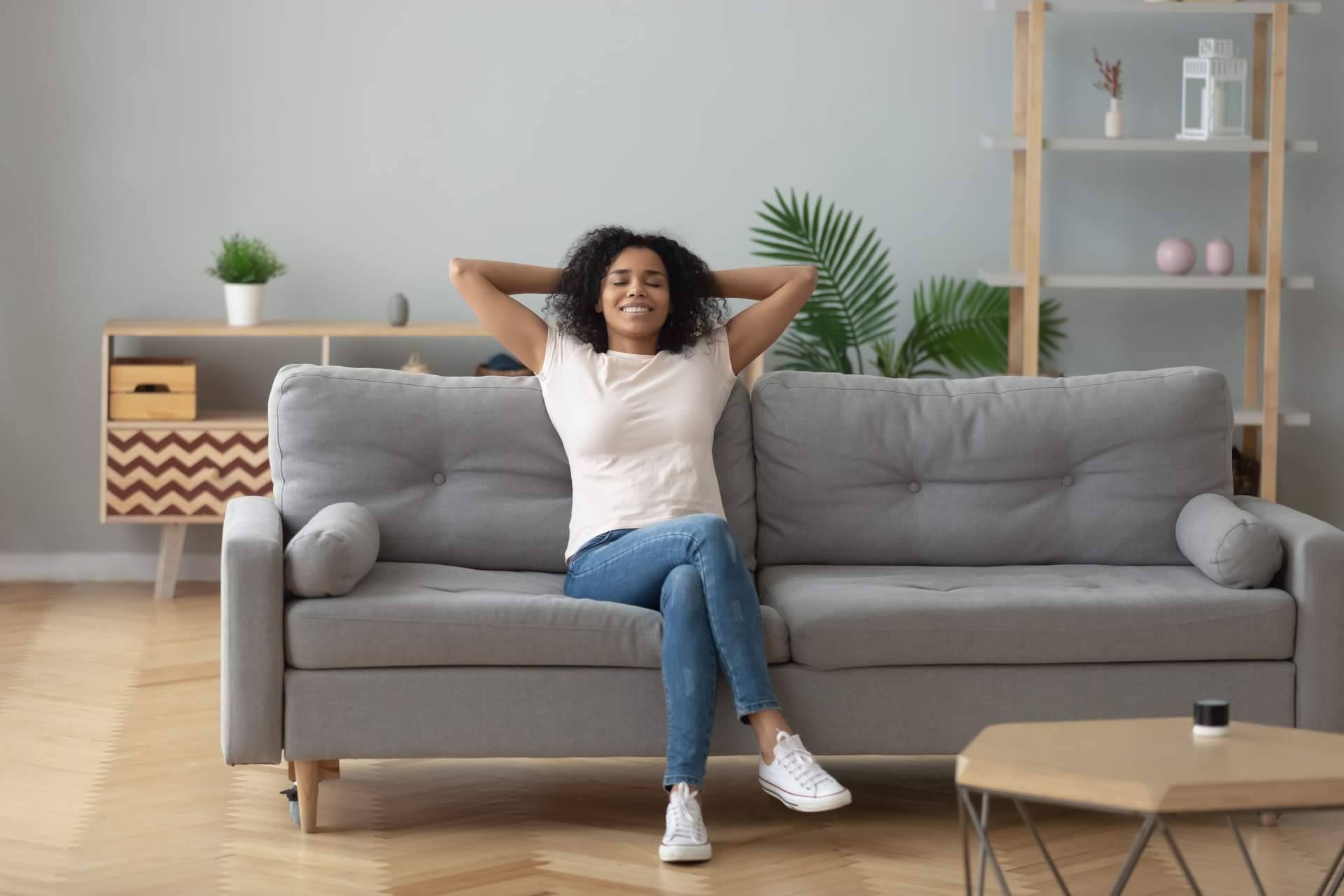 Home Essentials y las ventajas del alquiler de muebles