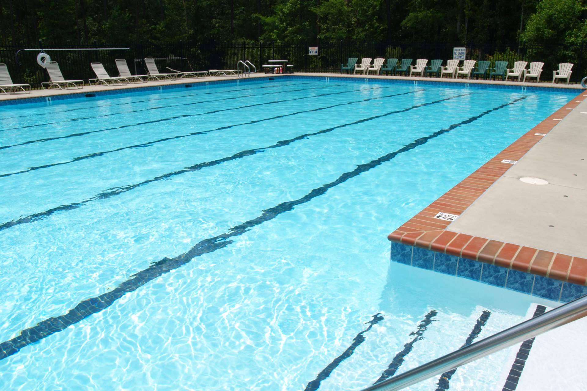 Las normas para una piscina comunitaria en una propiedad horizontal, por Bazán Abogados