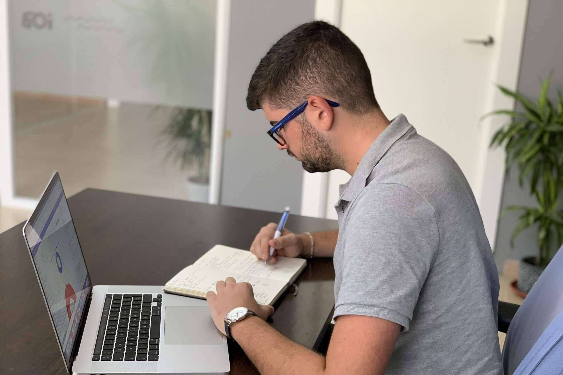 Mentorías personalizadas para el crecimiento de negocios online, de la mano de Iván Oller