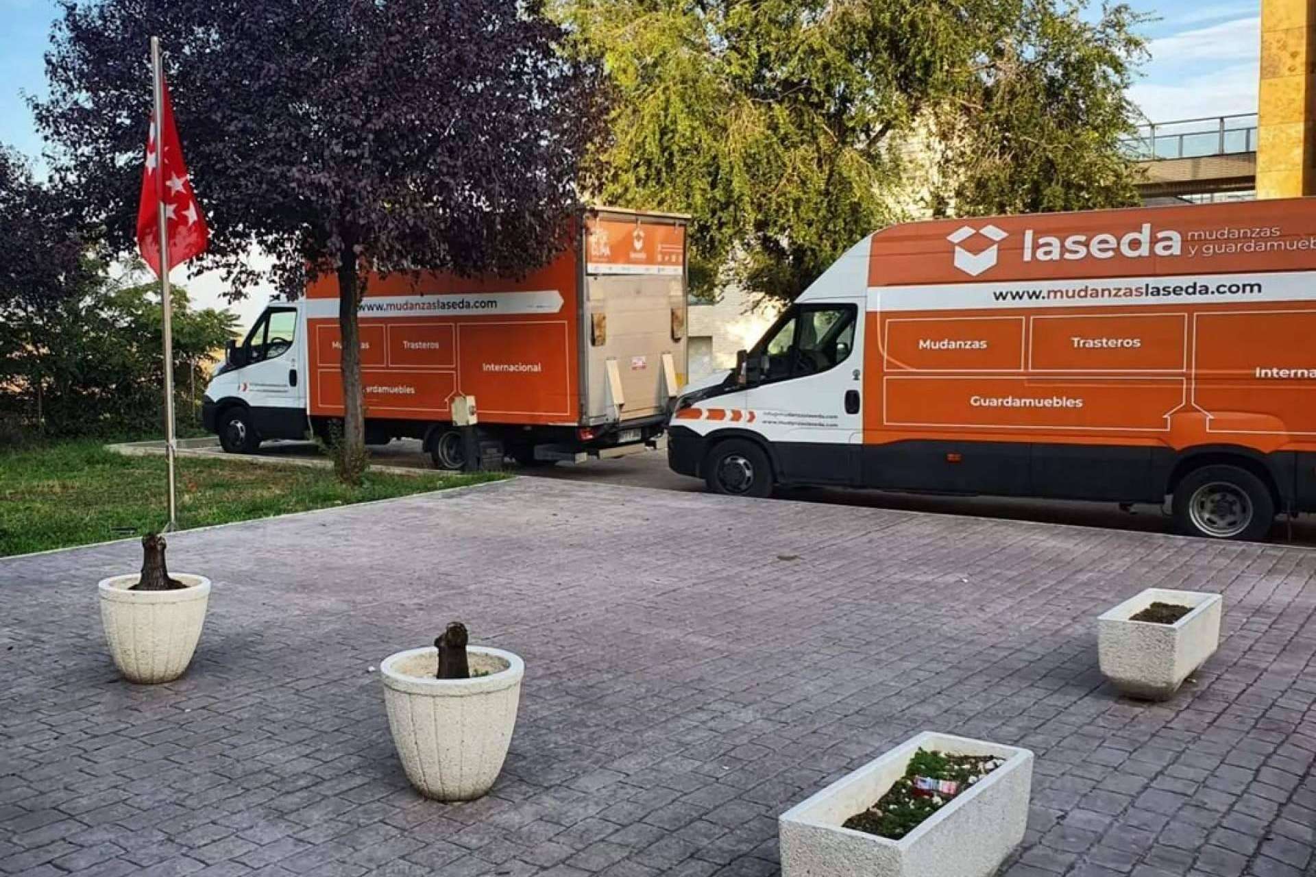 La Seda, la compañía de mudanzas de los influencers en Madrid