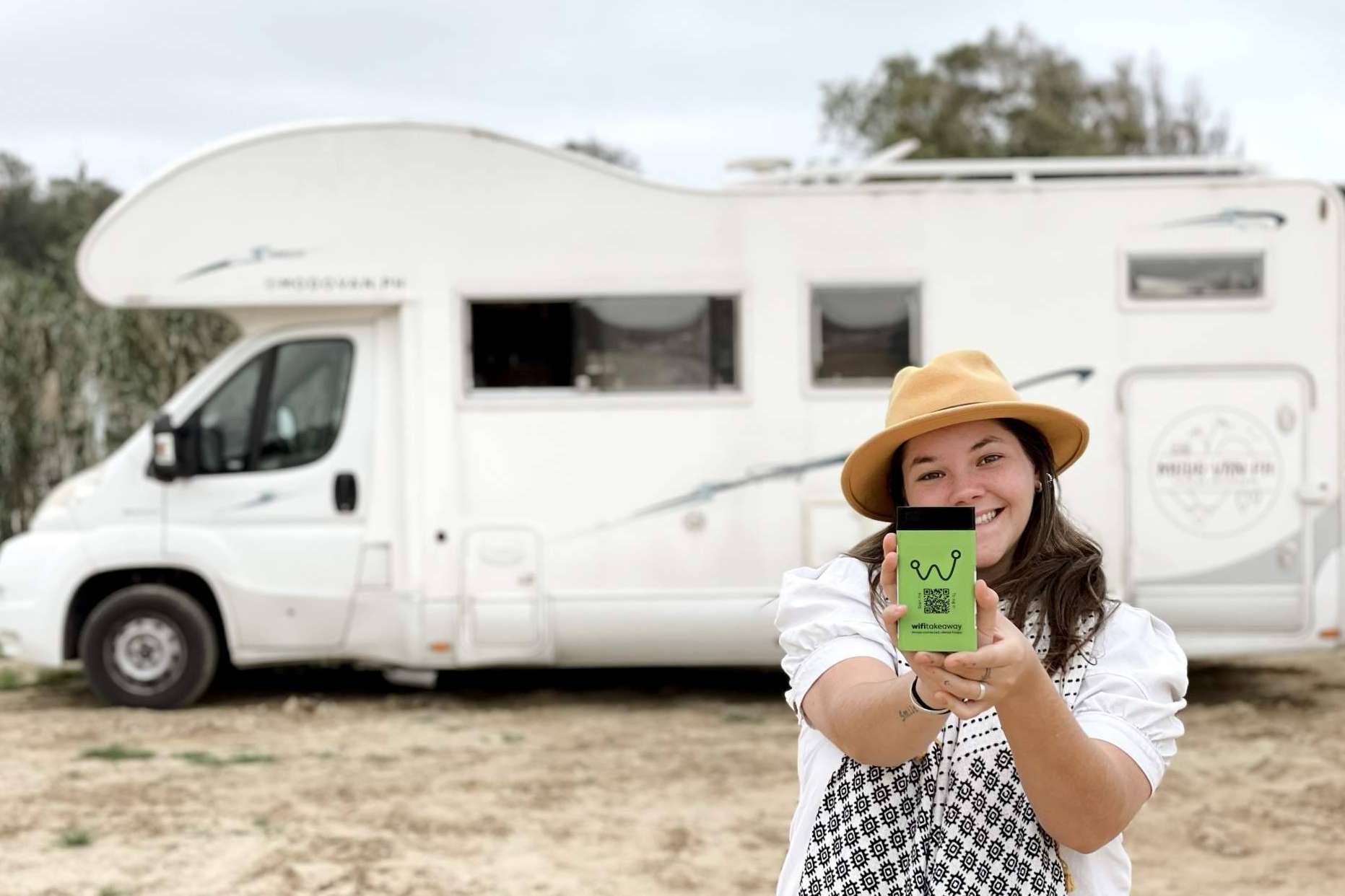 Internet portátil de alta velocidad y seguridad para autocaravanas con la empresa Wifitakeaway