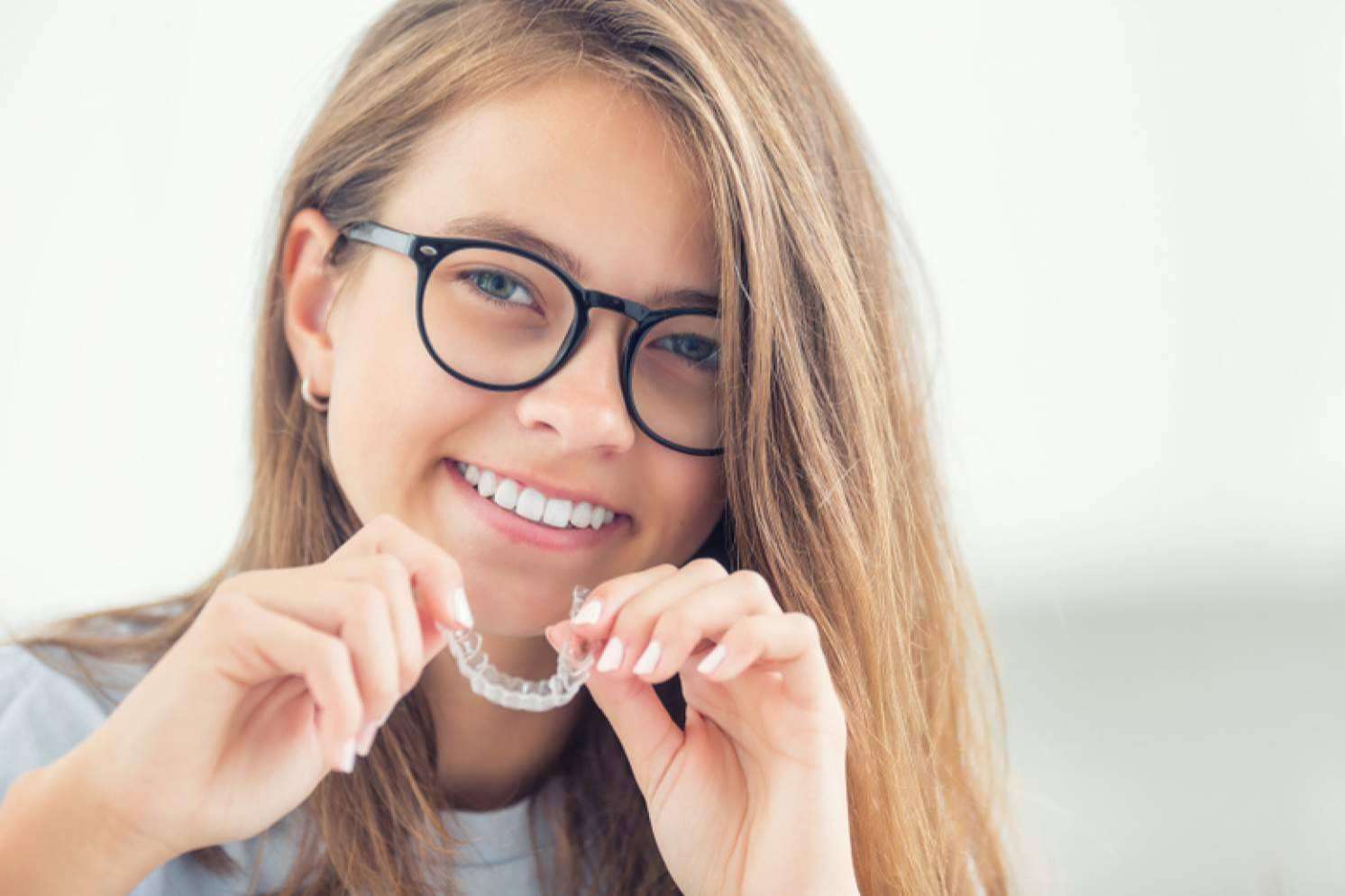 Los beneficios de conseguir una sonrisa alineada y estética en esta reconocida clínica dental de Madrid, DeltaDent
