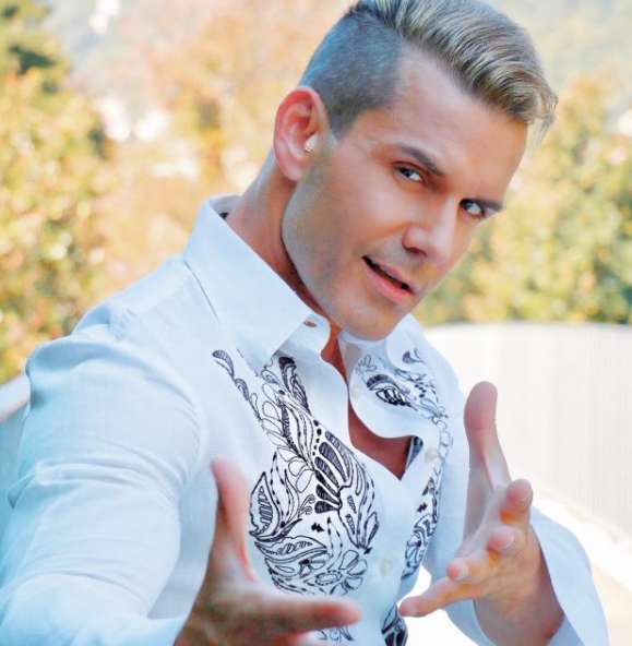 Fabio Gómez presenta su nuevo sencillo "Líbrame"