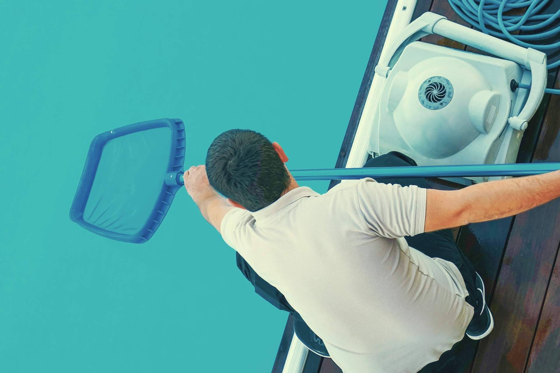 En Swimhome, es posible encontrar un filtro de piscina y sistemas para mantener el agua