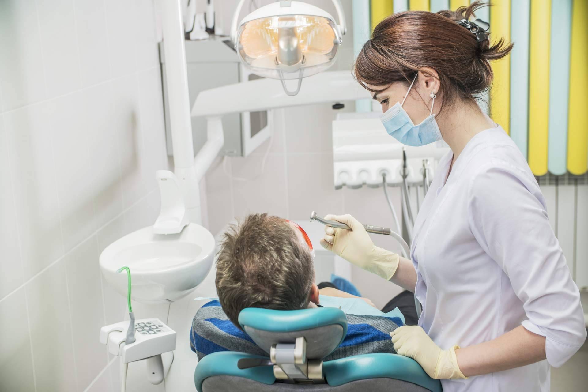 La tecnología más avanzada, presente en los tratamientos odontológicos de Dra. Saylin García
