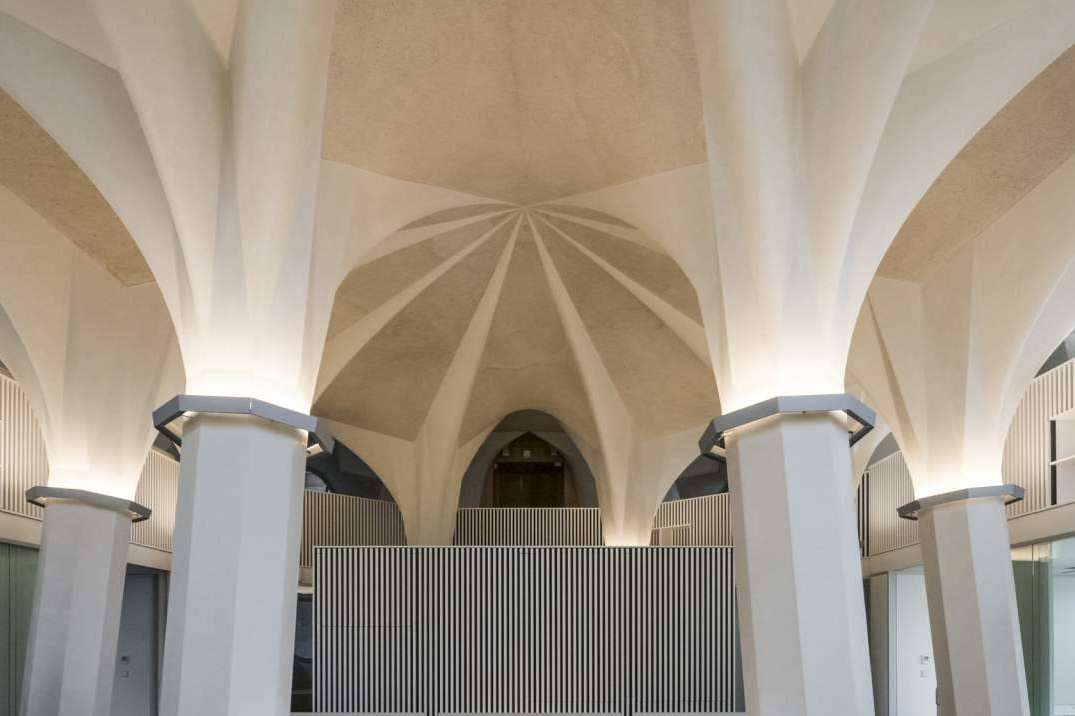 Insolit diseña y fabrica lámparas a medida para grandes proyectos como la Sagrada Familia