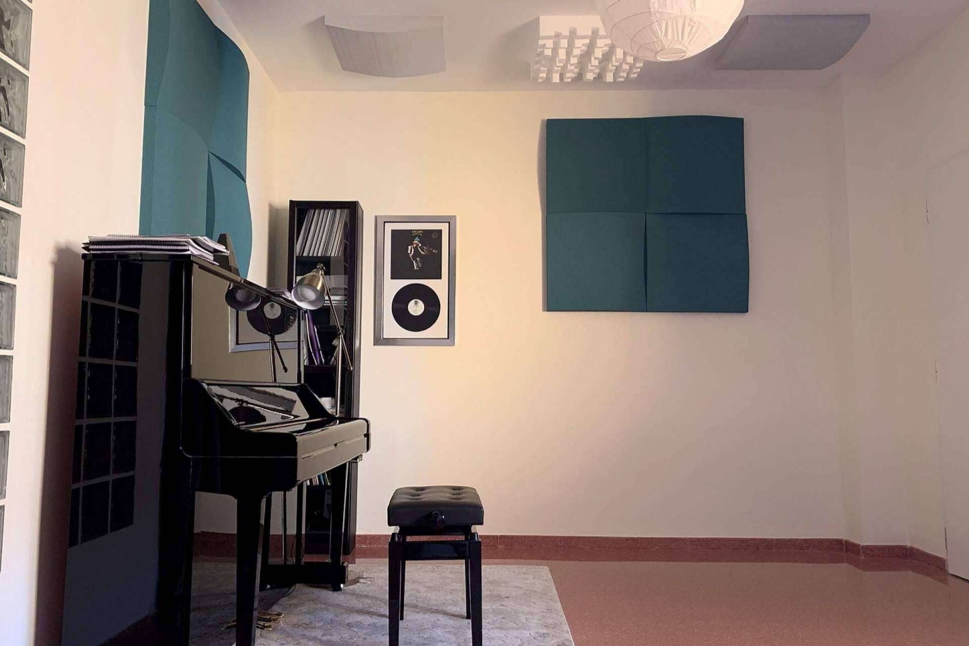 Un buen acondicionamiento acústico decorativo permite sacar el mejor sonido, por la empresa Acústica Decorativa