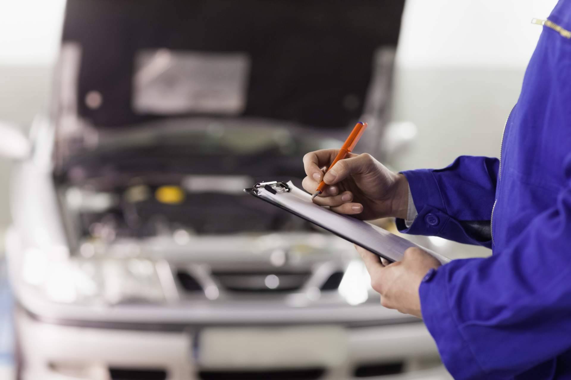 La importancia del mantenimiento y las revisiones en el coche antes de las vacaciones de verano
